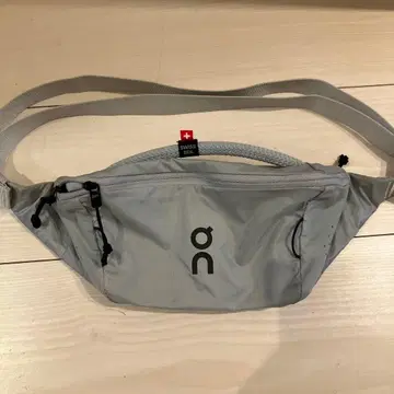 ON 바디백 그레이