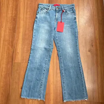 REDCARD 머메이드 미드 라이즈 플레어 데님