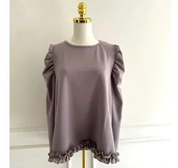 Myu 밑단 프릴 상의