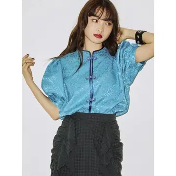 볼륨 슬리브 차이나 셔츠