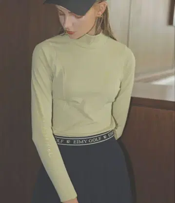에이미 골프 하이넥 상의