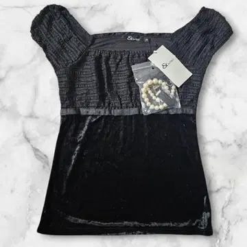 &byP&D 상의 벨벳 벨로아 미사용 택 포함 액세서리 포함