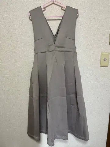 셀포드 원피스 카키 종이상자