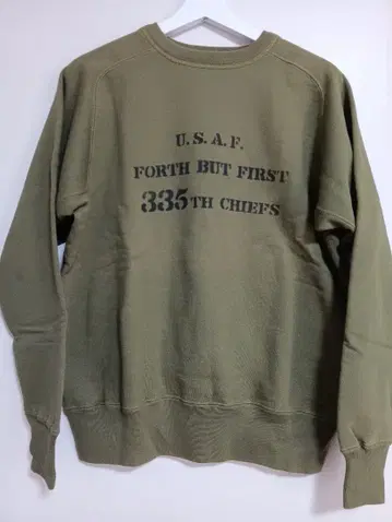 버즈릭슨 U.S.A.F. 335th Chiefs 트레이닝복 L