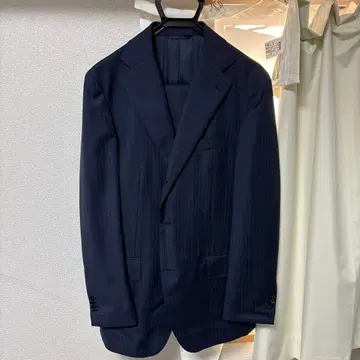 UNIVERSAL LANGUAGE 스트라이프 자켓