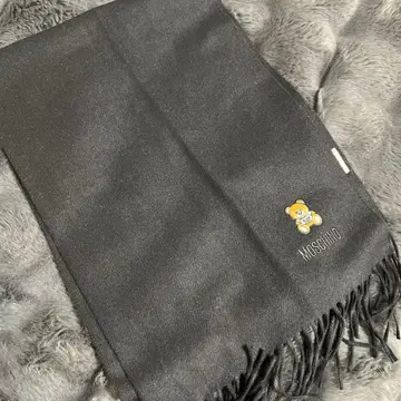 모스키노 머플러