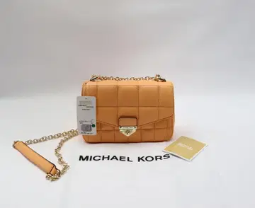 택 포함 새상품 마이클코어스 SOHO 스몰 숄더백 베이지