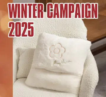 Mary Quant 화이트 퍼 쿠션