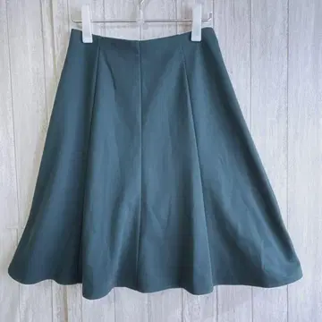 [ 새상품 ] 센시드 플레어 스커트 L 사이즈 허리밴딩 그린 깔끔한