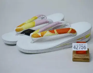 조리 일본제 3단 프리 사이즈 24cm 린넨 화이트 베이스 NO42756