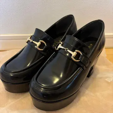 Dukkah 블랙 로퍼 M ( 23.5 정도 )