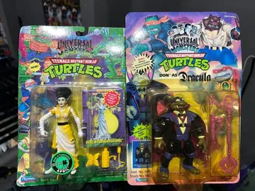 뮤턴트 터틀즈 유니버셜 몬스터즈 피규어 세트
