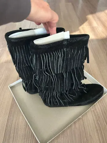 미네통카 프린지 부츠 사이즈 9 26cm