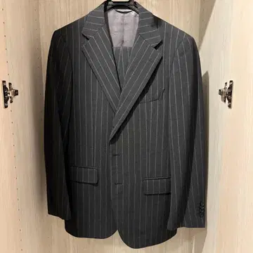 SOYREIGN 스트라이프 비즈니스 정장 그레이