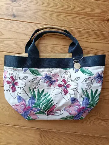 꽃무늬 캔버스 핸드백