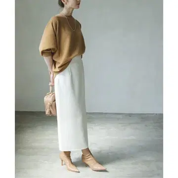 노블 택 포함 새상품 저지 라이크 칼라 타이트 스커트 화이트 36