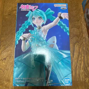 하츠네 미쿠 ClearLux - Emerald Gem - 피규어