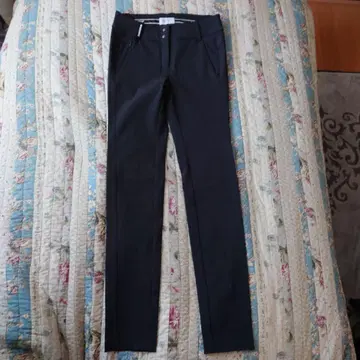 여성용 슬림핏 블랙 팬츠