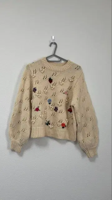 Dot and Stripes 스웨터