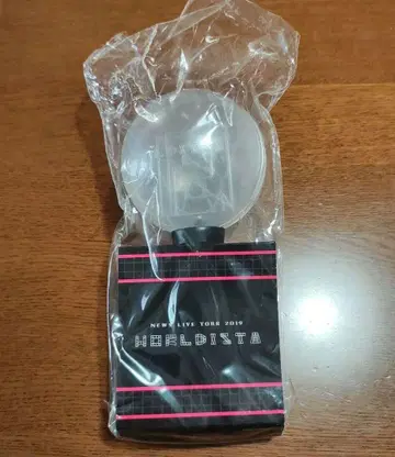 NEWS LIVE TOUR 2019 WORLDISTA 응원봉