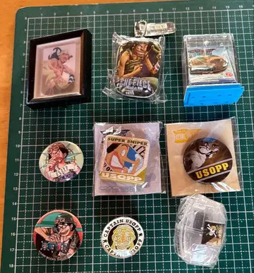 원피스 우솝 굿즈 묶음 판매 캔뱃지 핀 배지