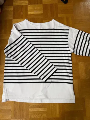 JOHNBULL/존불 오버사이즈 바스크 T셔츠 커트소 롱티