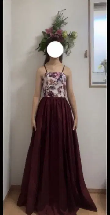 와인 레드 드레스