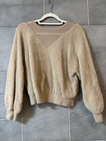 코코딜 시어 절개 페더 니트 베이지 긴팔 스웨터 사이즈 2