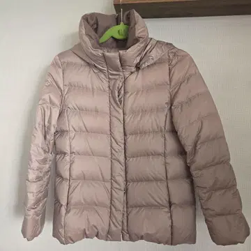 23구 후드 부착 다운 자켓 34 사이즈 베이지