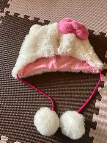 USJ 헬로키티 퍼 모자 폼폼 포함