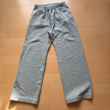 타임 이즈 온 배기 스웨트 팬츠