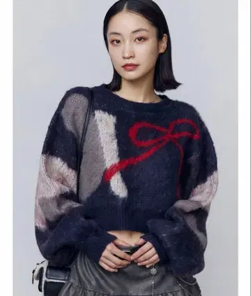 숏 루즈 자카드 니트