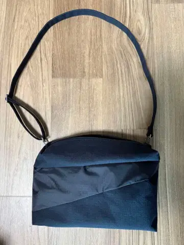 수잔벨 Black & Black 범백 M SUSAN BIJL