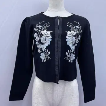 3621 슈퍼 뷰티 블랙 컬러 자수 가디건 볼레로