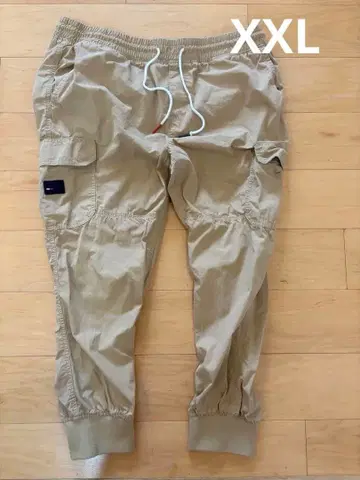 타미힐피거 진스 베이지 카고 팬츠 사이즈 XXL