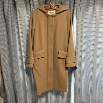 베이지 후드 부착 롱 코트