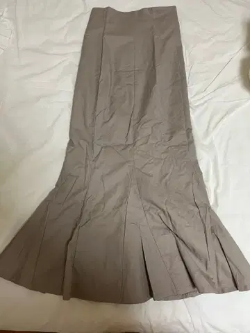 SNIDEL 베이지 머메이드 스커트