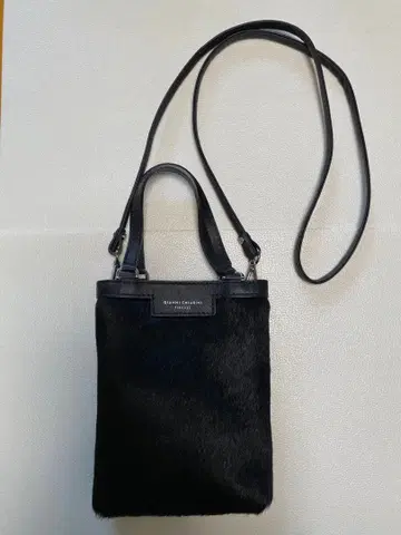 지아니카리니 퍼 미니 숄더백 미니백 블랙