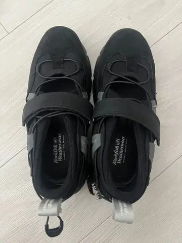 ROCKFISH WEATHERWEAR 블랙 스트랩 스니커즈