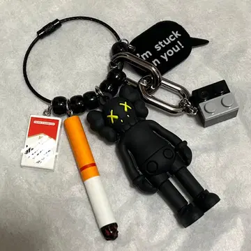 주렁주렁 키링 KAWS