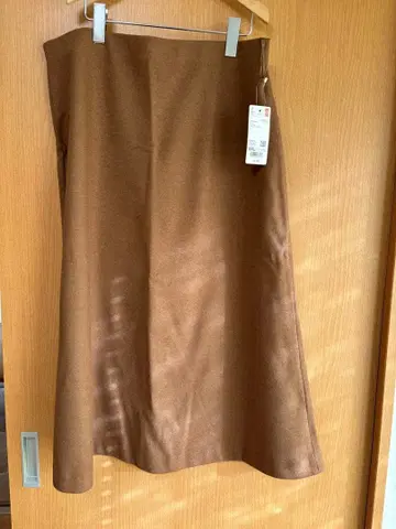 유니클로 브러쉬드 저지 플레어 스커트 브라운 XXL