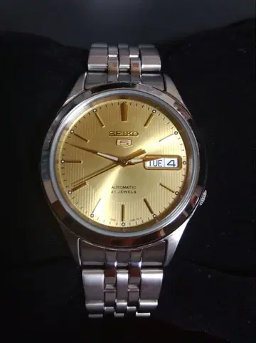 생산 종료 세이코 SNKL21K1 7S26