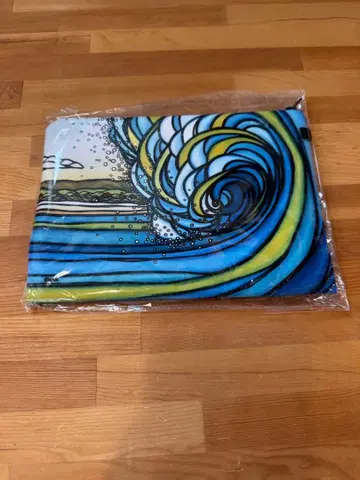 헤더 브라운 파우치