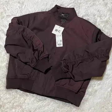 [택 포함 새상품] UNIQLO :C 보머 자켓 와인 M 사이즈