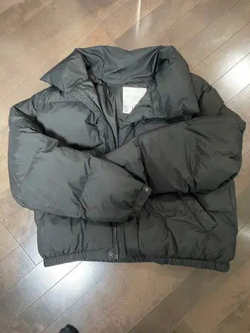 슈 SHU 다운 M 블랙