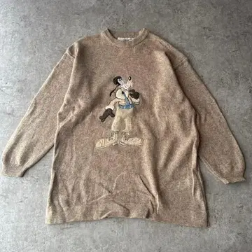 조지아 스튜디오 디즈니 콜라보 스웨터 니트 GOOFY