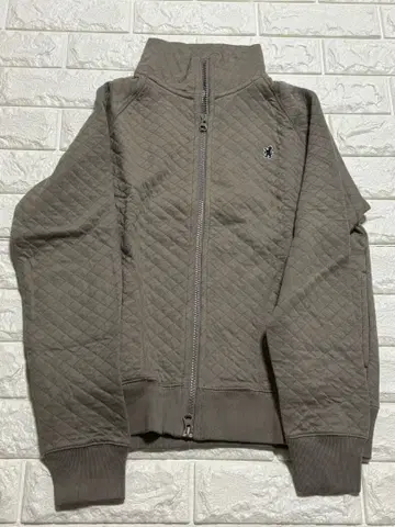 그레이 퀼팅 집업 자켓