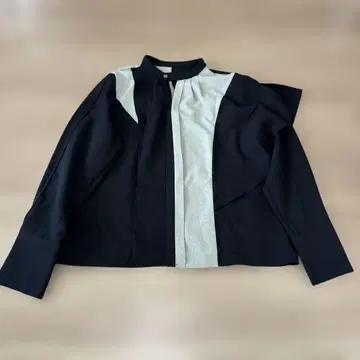 UNITED TOKYO 바이컬러 블라우스