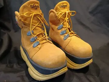 구하기 어려움 SWEAR 스웨어 페토우스 통굽 구제 의류 빈티지