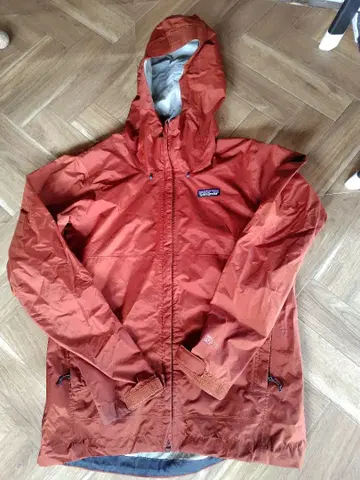 파타고니아 나일론 자켓 후드티 XS 오렌지 계열